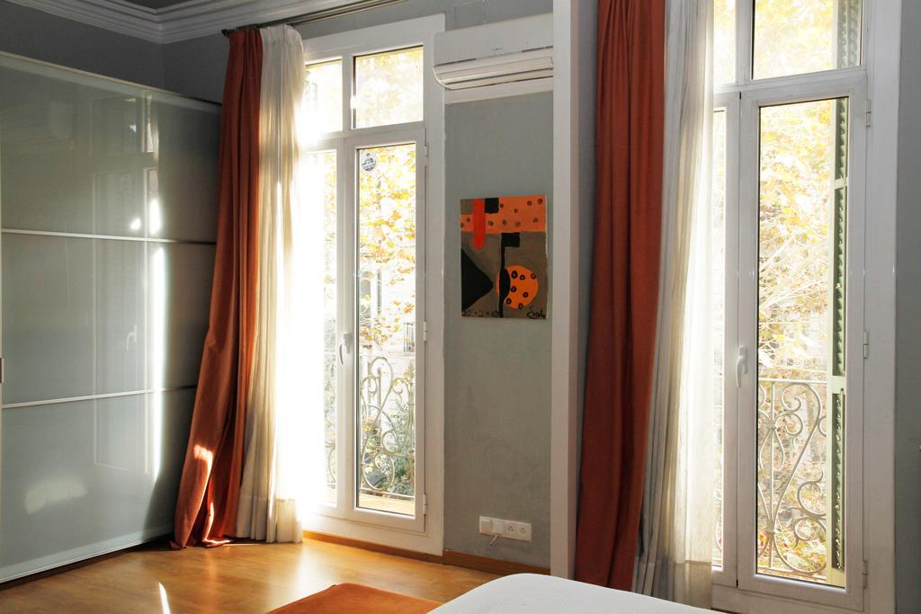 Luxury Central Apartment Barcelona Ngoại thất bức ảnh
