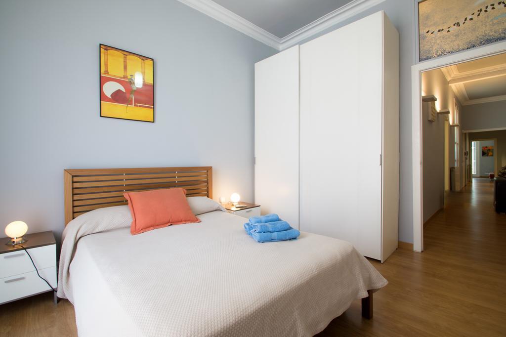 Luxury Central Apartment Barcelona Ngoại thất bức ảnh